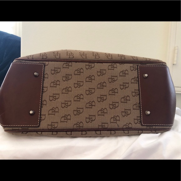 Dooney & Bourke Signature Tote - Picture 2 of 8